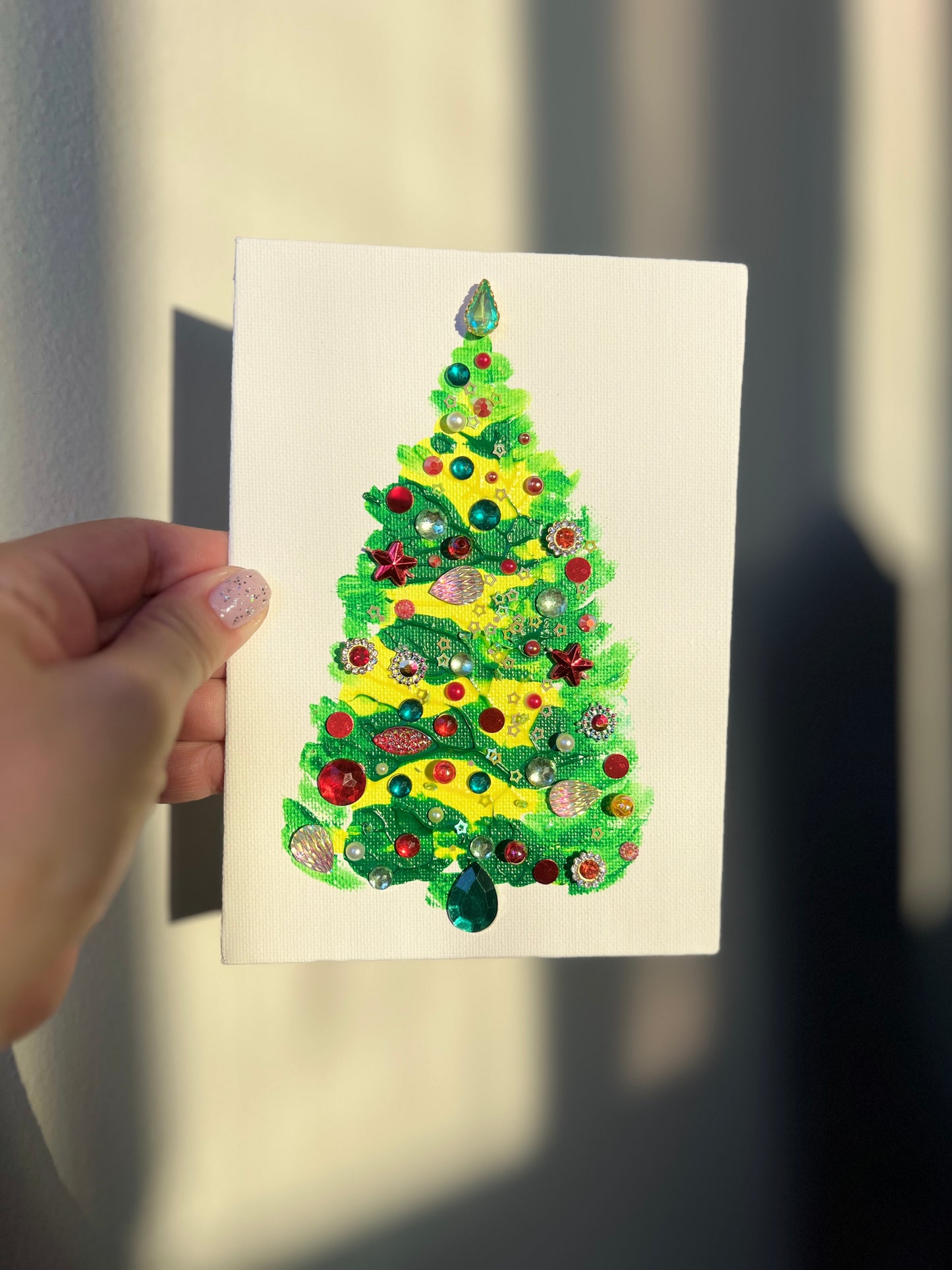 Classic Red & Green Jeweled Christmas Tree – 5x7 Original painting